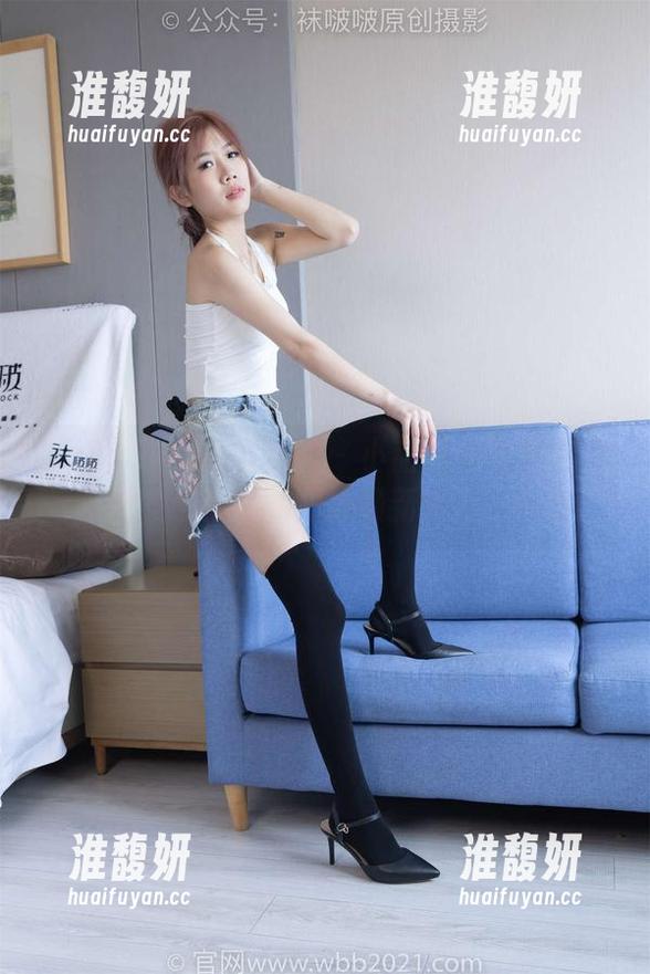 BoBoSocks袜啵啵-小甜豆 BoBoSocks袜啵啵 - 小甜豆和她的短白棉袜,这挂机的图库最新出击了哟!