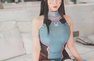 Bomi(普美)化身厨娘，挑战你的壁纸审美，包你眼前一亮！