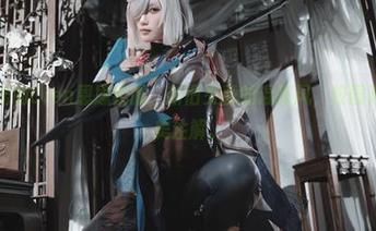 不带圣光的Cien恩恩校服，新旧交替的混搭风，校园青春的完美注解。