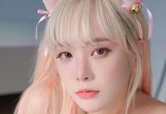 Dami(퀸다미)泳衣美图合集，能不能给我点“穿搭灵感”的思路？