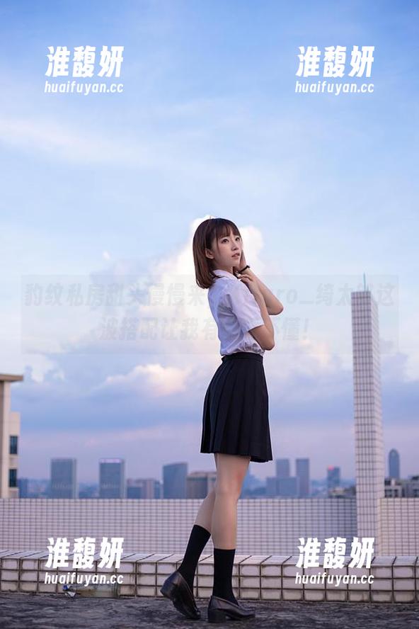 豹纹私房甜头慢慢来，Kitaro_绮太郎这波搭配让我有点看不懂！