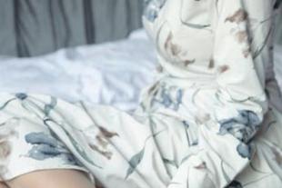MSLASS梦丝女神 - 璇璇的写真集来了，天台少女下载，不需要保密哦！