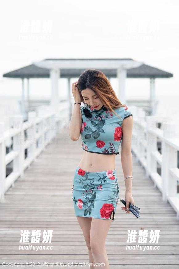 MiStar魅妍社 - 说好的校服福利，看杨晨晨sugar怎么把学霸气质穿出天际！