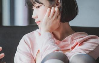 下载Mimmi(밈미)的无辜cos，心甘情愿投入其中，不过要小心走火入魔哦！