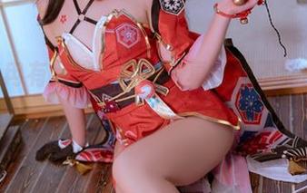 Quan冉有点饿的灰丝写真，想不到的搭配嘛