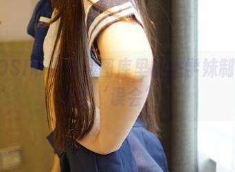 让ROSI带你看，图库里的嫩学妹制服就是个‘误会’！