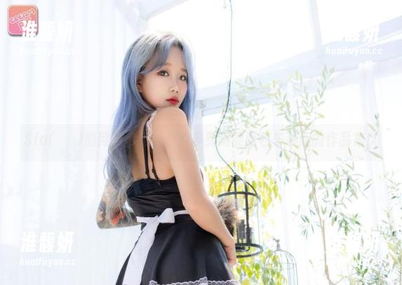 Sia(시아)的网袜珍藏：存货多到需要面包车装运的作品集！