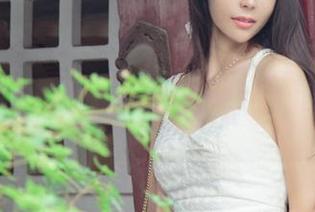 UGirls尤果网 - 张多多礼服合集：试试的不只是衣服哦，你会不会心动？