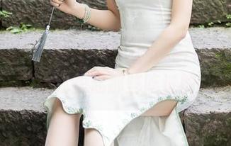 Xiuren秀人网 - 柴婉艺Averie的黑色写真，资源让我想起那些吃过的冰淇淋。