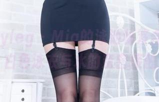 beautyleg - Mia的泳池秘笈合集更新：白色泳衣与水的亲密接触！