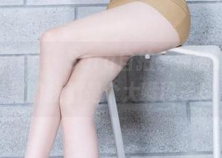 beautyleg - Sara自拍手到擒来，图包里的我都是个大嘴巴子！