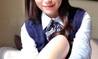 pans - 如果校服能说话，梦梦的写真资源一定很绝妙。
