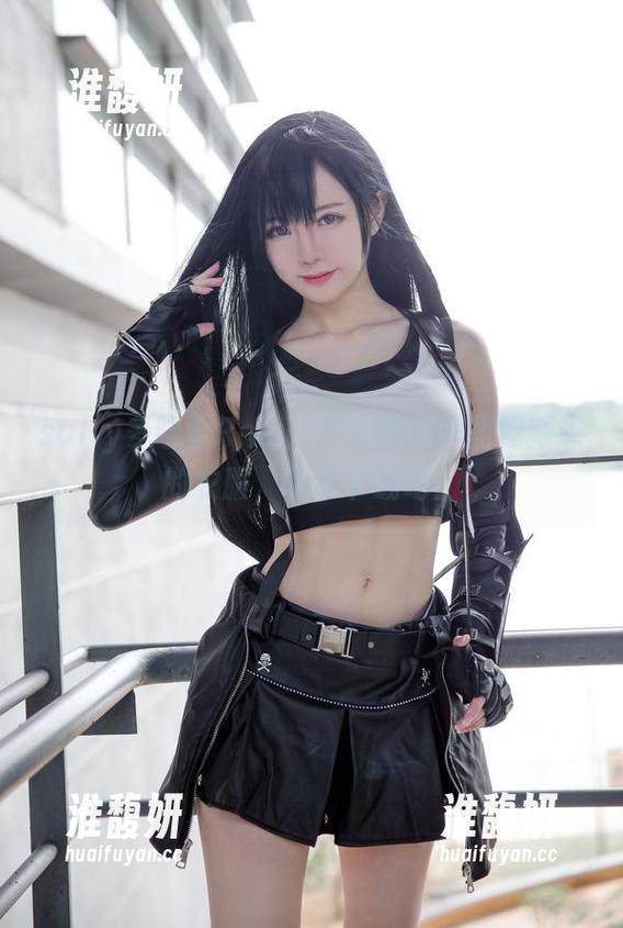 sally多啦雪 sally多啦雪Rem——好看的美图像新买的衣服,快去下载吧!