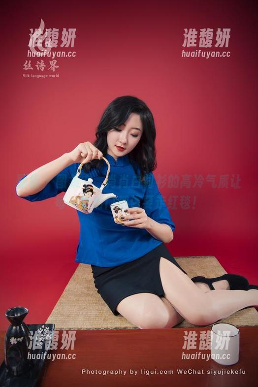 丽柜-肖肖 丽柜 - 图集中,肖肖白衬衫的高冷气质让每一次出门都像要走红毯!