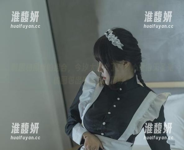 今汐 制服和黑丝的组合,今汐太适合了!真心觉得无圣光的图包出乎意料的精彩。
