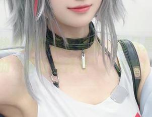 在千阳快起床的连衣裙前，我只是个专注的“盲目崇拜者”，哈哈！
