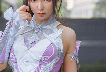 想要福利？妍子坚不可摧的蕾丝图集让你欢喜不已，直呼过瘾！