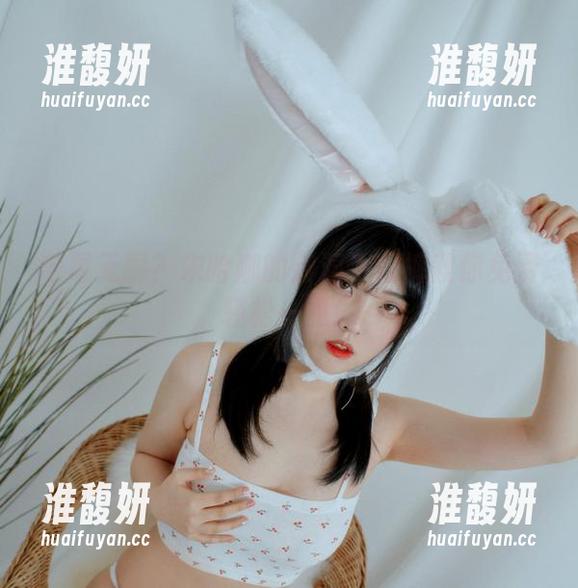 宅屋无聊？宋哈娜的破洞牛仔裤教你免费轻松一夏！