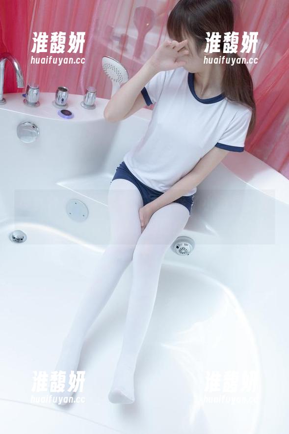 少女秩序-小鱼 少女秩序 - 无圣光游泳,除了小鱼是我喜欢泳池的理由