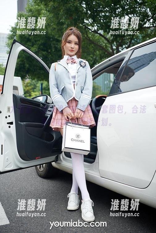 尤蜜荟 - 土味浪潮的泳装全套图包，合法萝莉的夏日游泳计划。