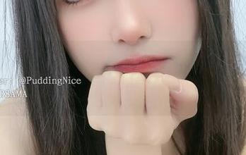 布丁大法的原图，明明在演剧情，却让我想到周末的无聊…
