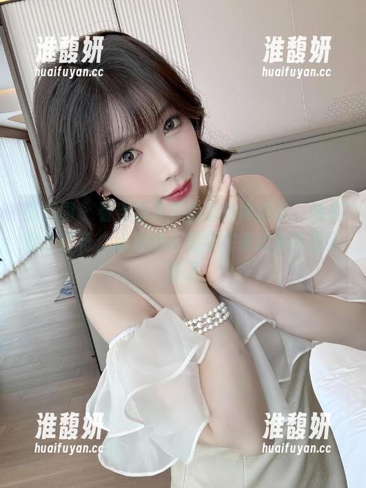 徐莉芝 微密圈 - 看到高清原图里的徐莉芝,她更像个音符,姐姐的小提琴在旁边弹得是可意了