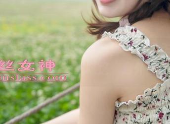 梦丝女神 - 光脚白搭？魏婷婷裸足作品集分享，让我们来品味这“意外的美”