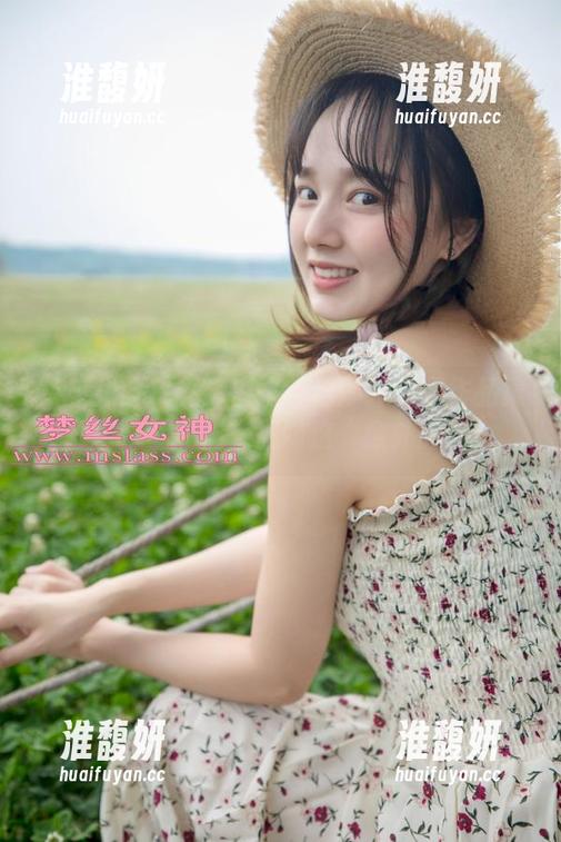 梦丝女神 - 光脚白搭？魏婷婷裸足作品集分享，让我们来品味这“意外的美”