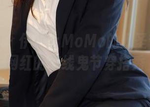 模范学院 - 伊小七MoMo的万圣节图集：网红的在线鬼节穿搭秀