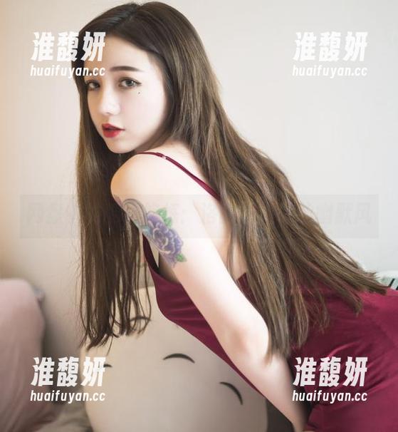 网盘中的棉袜修炼：洛丽塔大哥的幽默风
