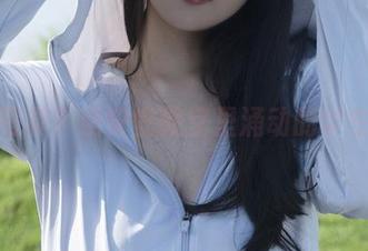全套写真？浅安安教室里涌动的学生缘！