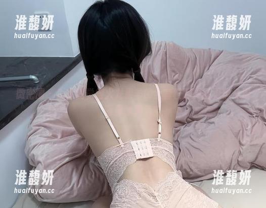 火龙果羊 微密圈 - 为啥我觉得火龙果羊的全套校服原图更像是漫画里的角色?