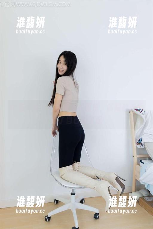 物恋传媒 - 在纱纱的美图里，高跟鞋似乎有了自己的情感