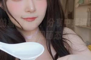 白银81的猫咪护士：分享中揉进了几分调皮和萌态