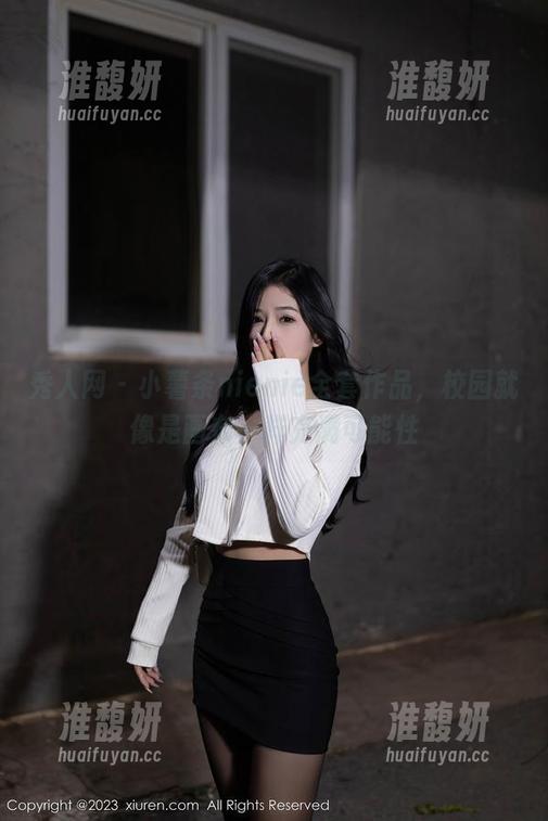 秀人网-小薯条nienie 秀人网 - 小薯条nienie全套作品,校园就像是画布一样充满可能性