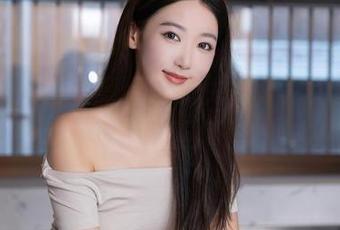 秀人网 - 王薇薇带来的兔女郎，免费图片正中下怀