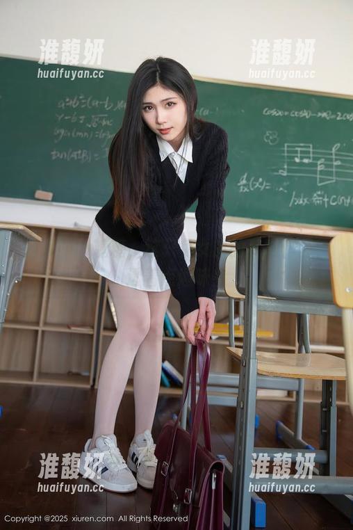 秀人网-糖糖 秀人网 - 糖糖,这只兔女郎的私拍作品,透着点趣味!
