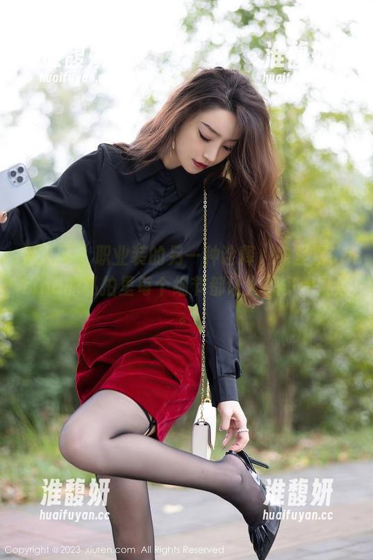 秀人网-绮里嘉Carina 秀人网 - 职业装的另一种诠释,绮里嘉Carina的私拍里每个细节都让人想多想几遍。