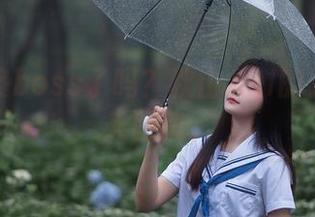 要讲最终boss了吗？秋山AkI的无圣光夏天图集。