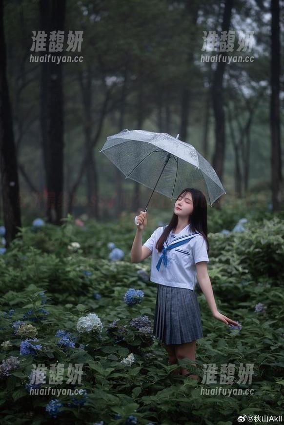 秋山AkI 要讲最终boss了吗?秋山AkI的无圣光夏天图集。