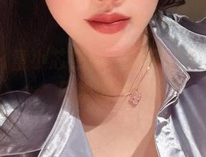 微密圈 - 童小芯在线：关于睡衣，我们的日常国度！