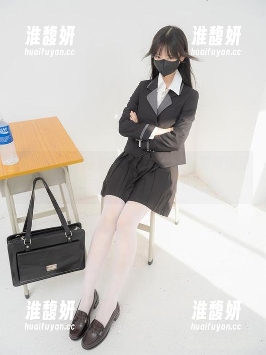 紧急企划-林书辞 紧急企划 - 睡衣福利,林书辞的原图你见过吗?气氛这么好,得多看几遍。