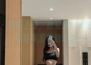 微密圈 - 葛征上线，教室里的秘密在高清写真集里若隐若现