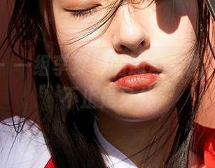 蜜桃社 - 一组李梦婷的瑜伽套图，伸展的不止是身体