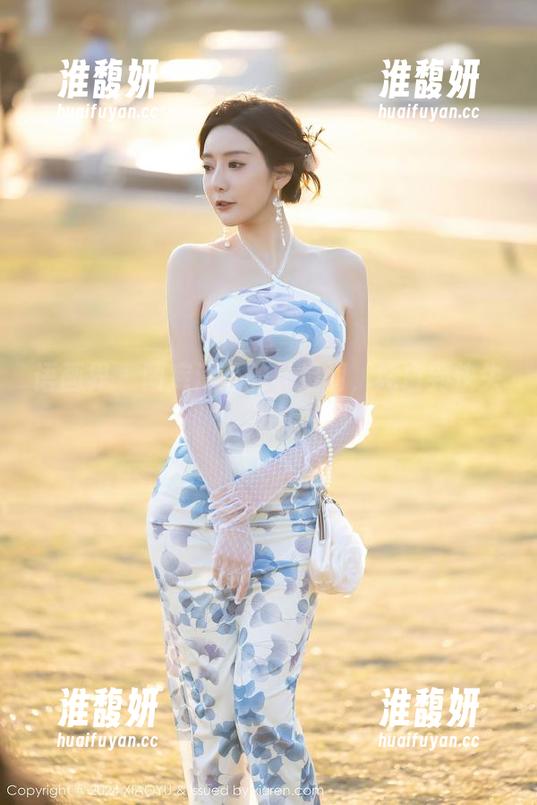 语画界-林星阑 语画界 - 图库深处的林星阑,纯白到快失真嘛