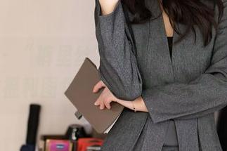 语画界 - “裤里丝”来了！绯月樱_Cherry的福利图包一定让你目不转睛哦！