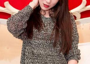 轰趴猫 - 陈雅漫的女仆私拍合集：甜蜜与俏皮的完美交融