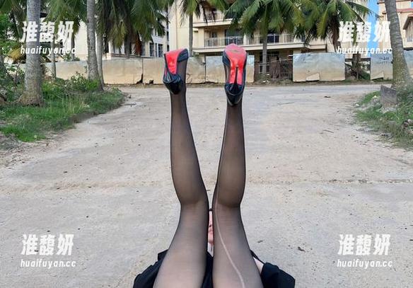 迷人的五姨太 微密圈 - 一波迷人的五姨太的黑色分享,图库里充满了层次和深意,让人思绪万千!