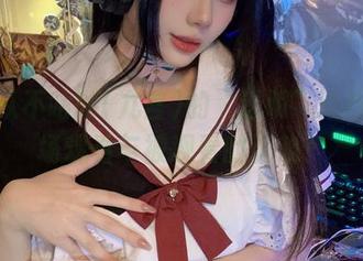 阿九从不咕咕(九言)的“透明”：这是一场观看与被观看的游戏！