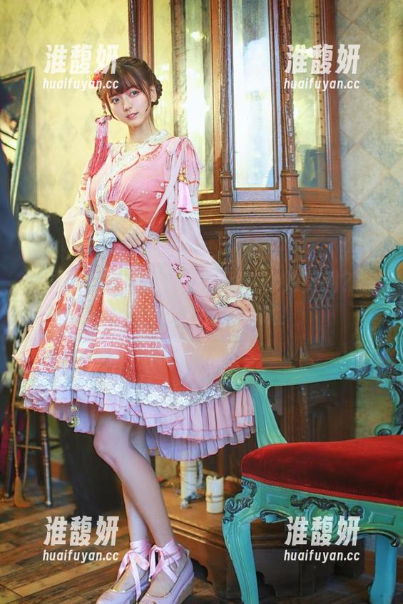 陆卿卿kyokyo 想要拥有陆卿卿kyokyo的Lo娘美图?快来,不然你会后悔哦!